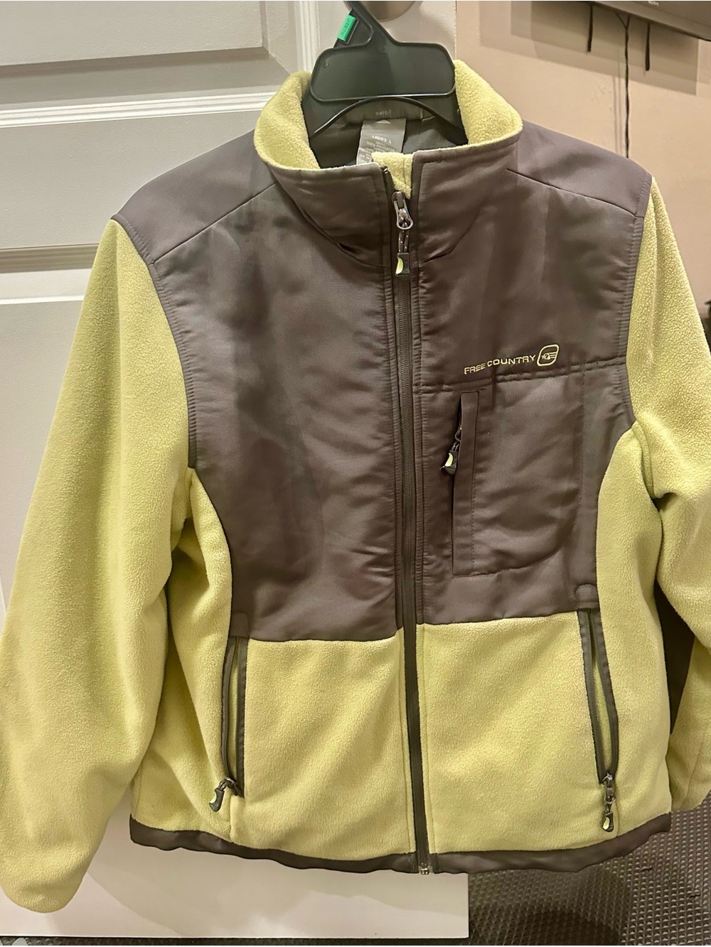 Free Country Two-Tone Fleece Jacket in Brown and Light Green